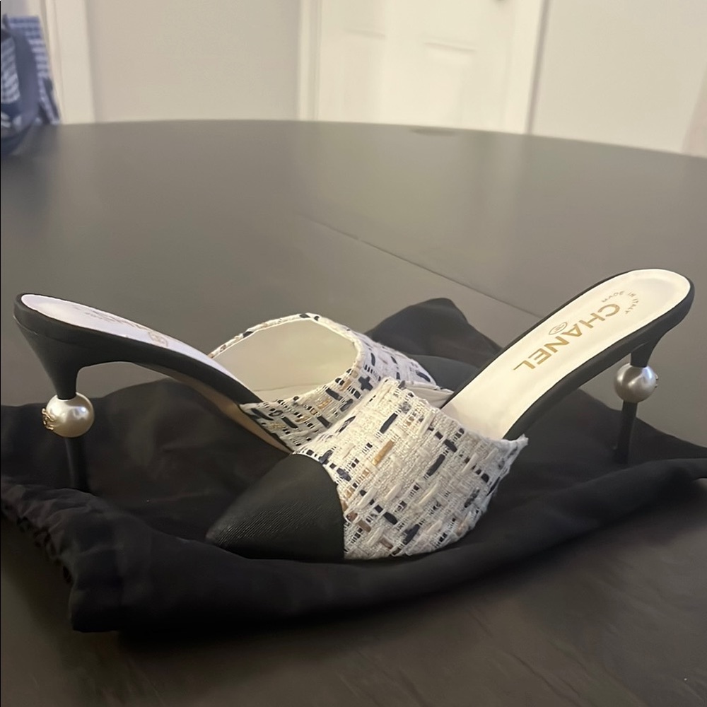 Black and White Kitten Heel Mules